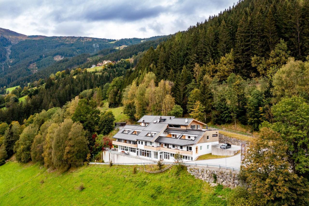 Der Sonnberg Alpinlodges - Apartments Mit Seeblick, Privater Sauna Und Self Check-In Zell am See Exterior foto