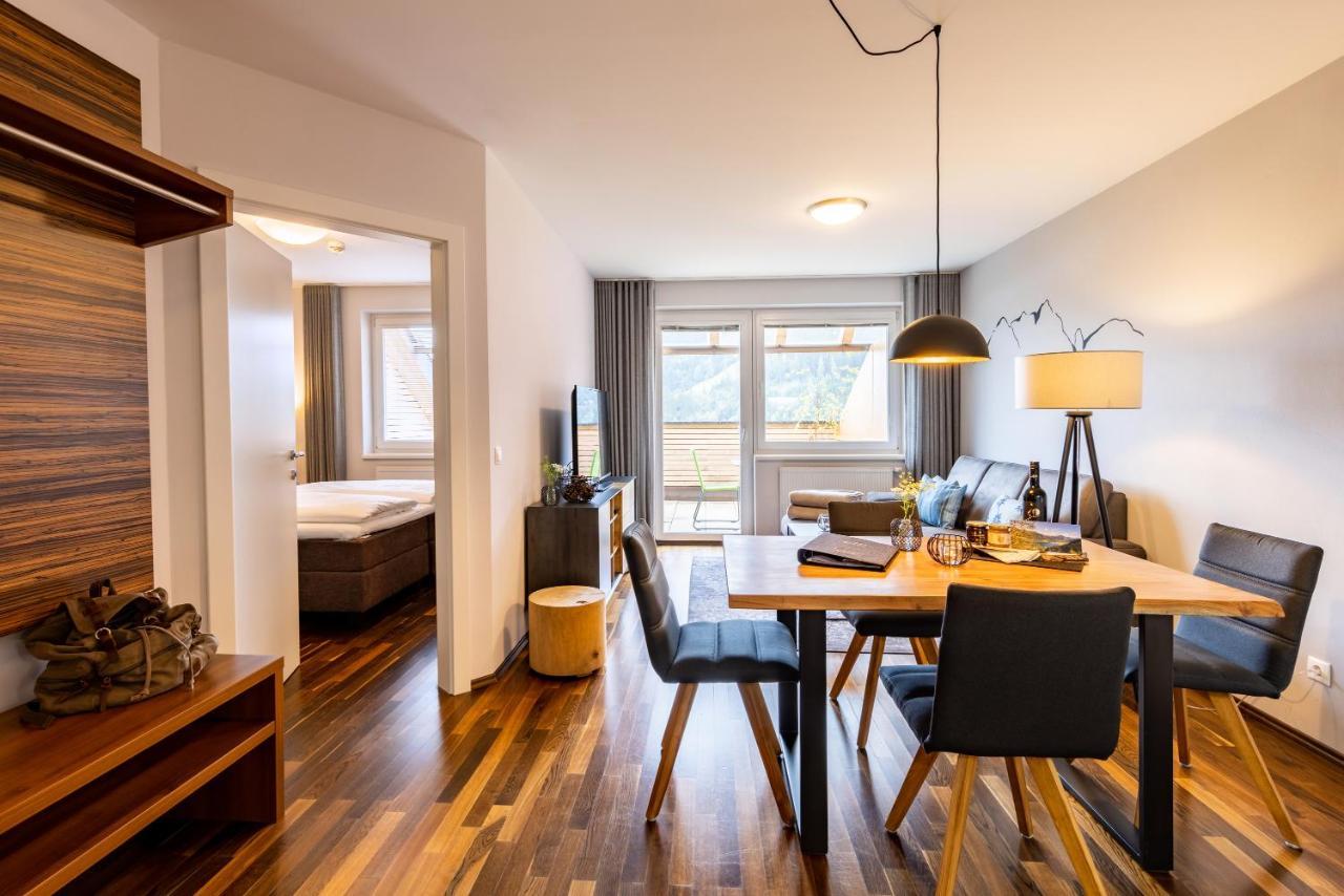 Der Sonnberg Alpinlodges - Apartments Mit Seeblick, Privater Sauna Und Self Check-In Zell am See Exterior foto